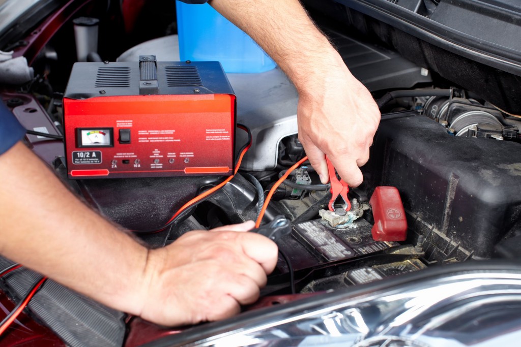 3 Signs Your Car Batteries Are In Trouble